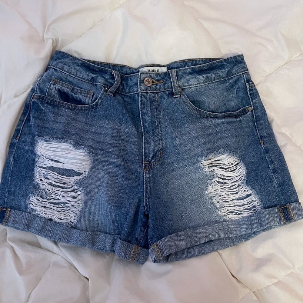 forever 21 distressed shorts
